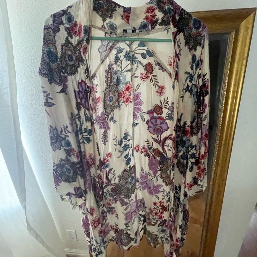 Floral shawl/ cardigan